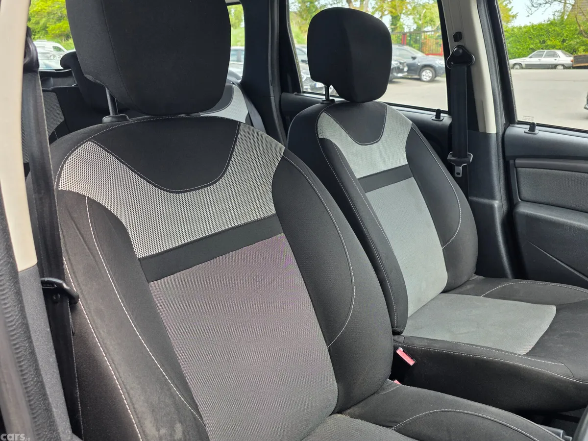 Dacia Duster SUV, Diesel, 2018, Black