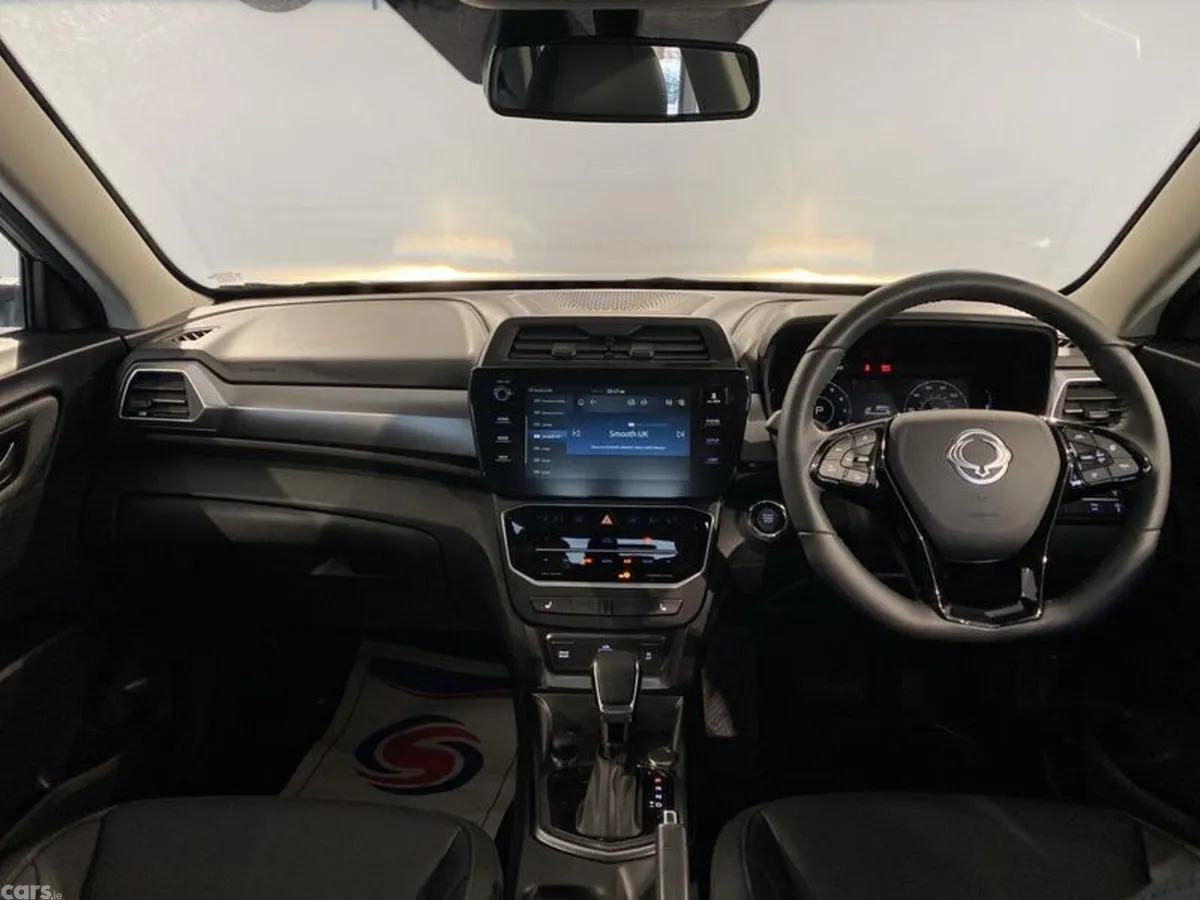 KGM Tivoli Hatchback, Petrol, 2025, Silver