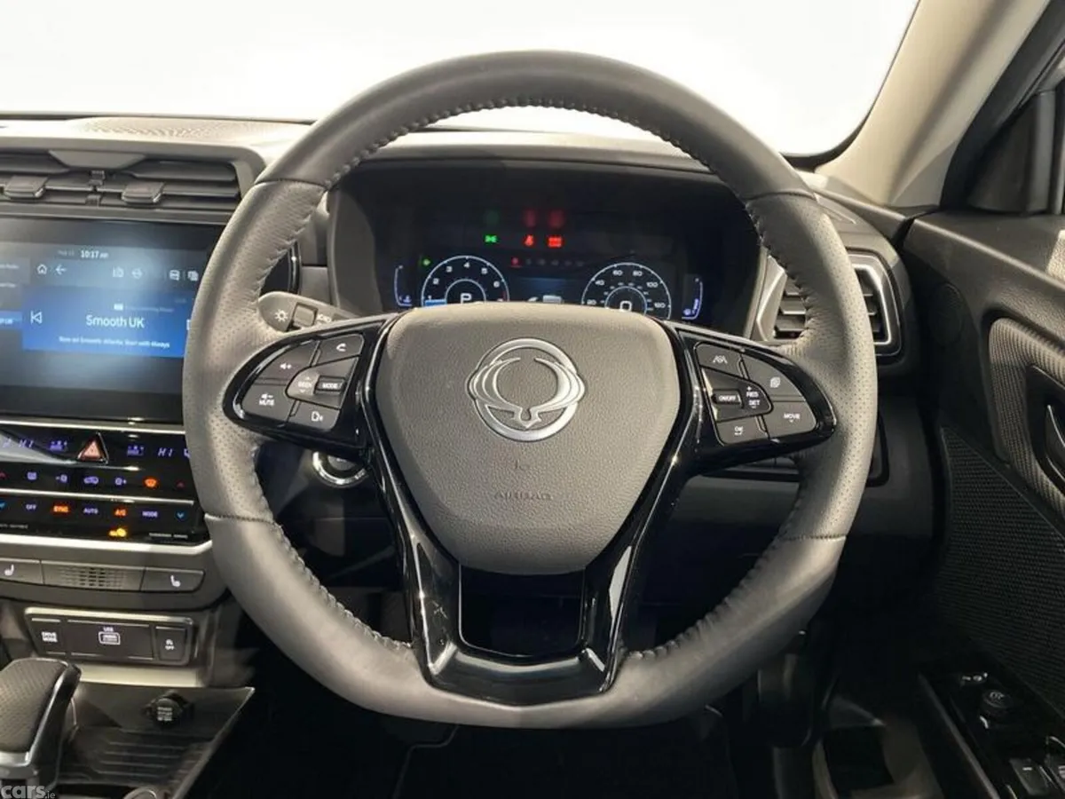 KGM Tivoli Hatchback, Petrol, 2025, Silver