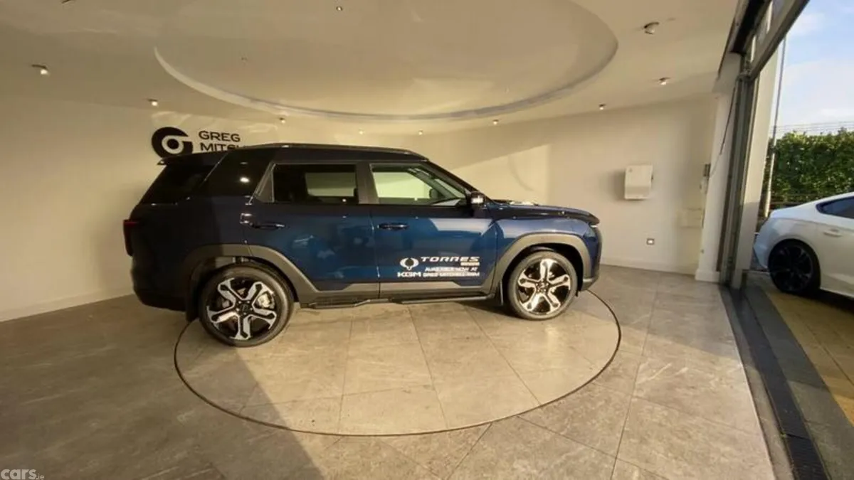 KGM Torres SUV, Petrol Hybrid, 2025, Blue