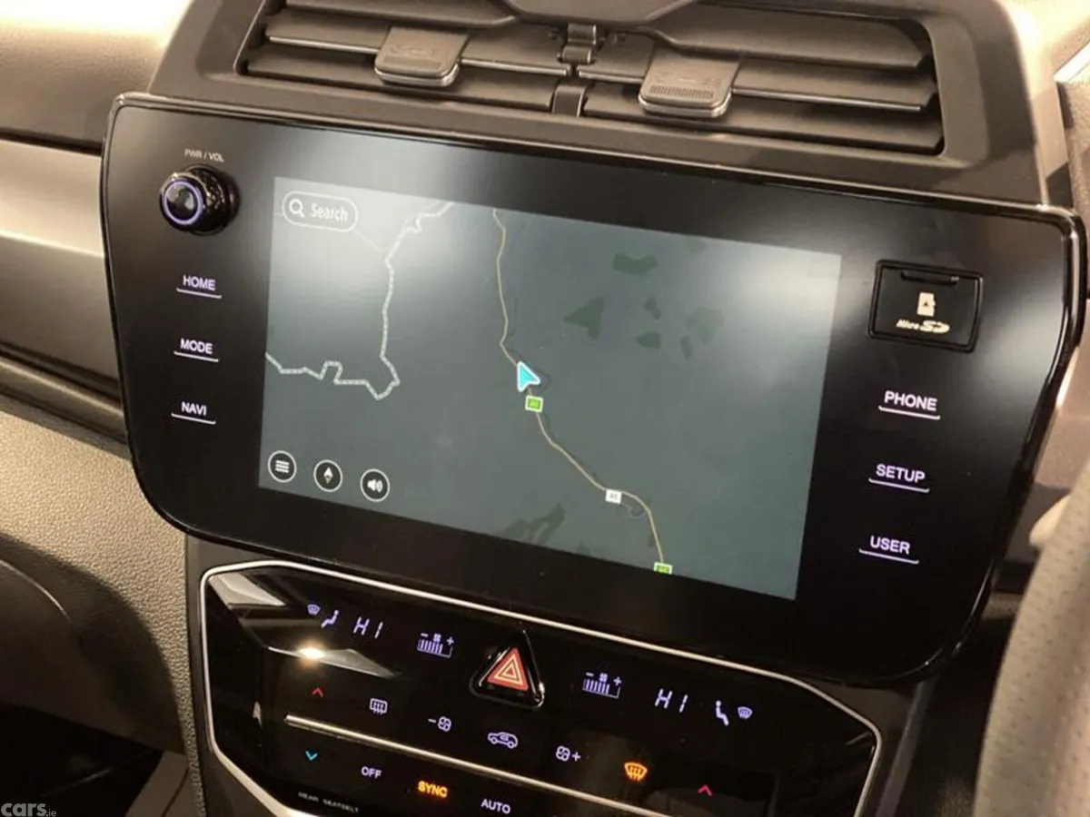 KGM Tivoli Hatchback, Petrol, 2025, Silver