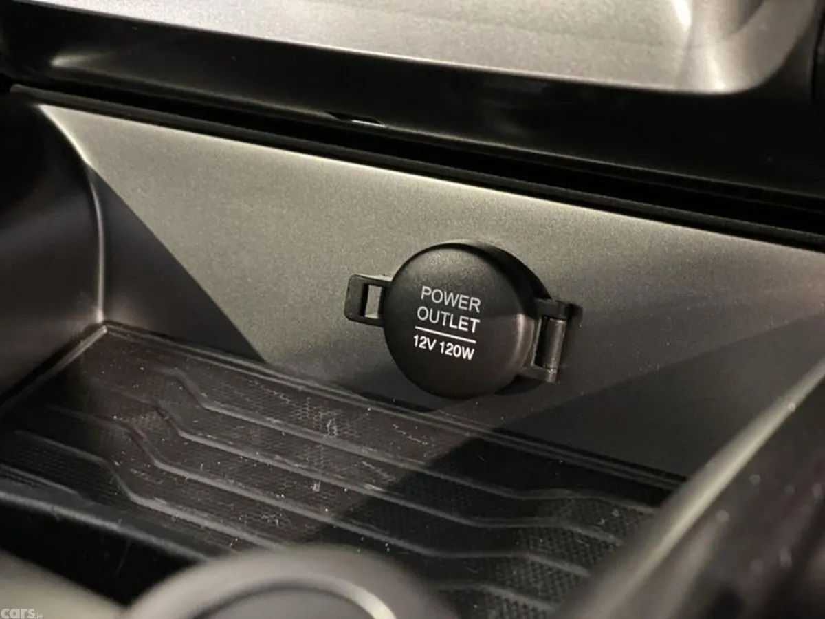KGM Tivoli Hatchback, Petrol, 2025, Silver
