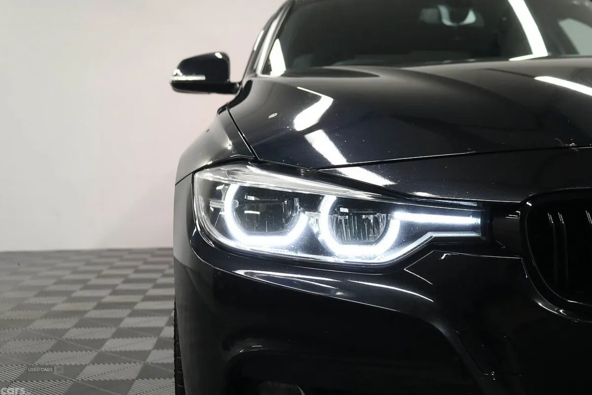 BMW 3-Series Saloon, Diesel, 2017, Black