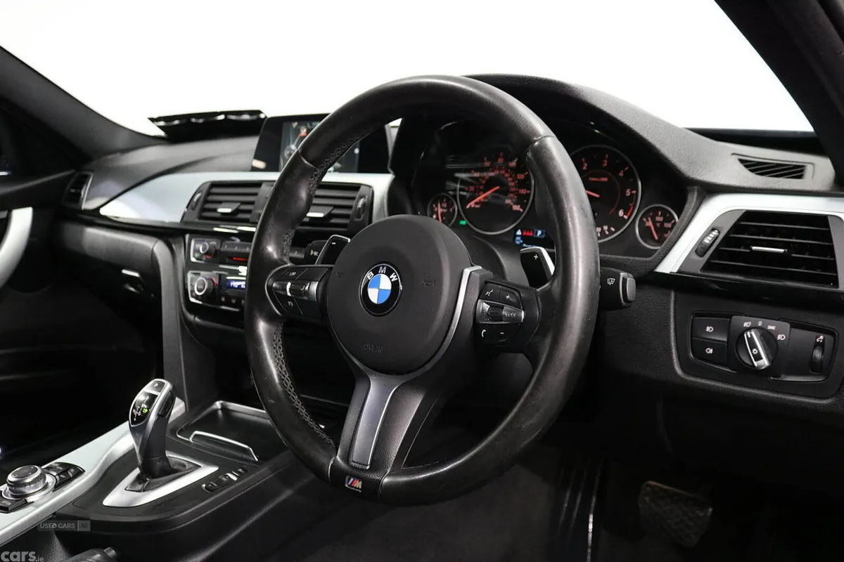 BMW 3-Series Saloon, Diesel, 2017, Black