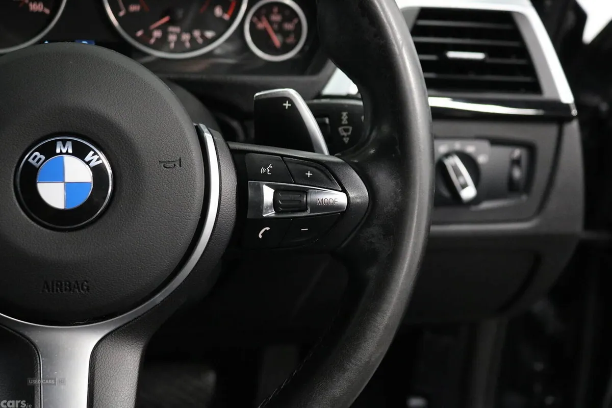 BMW 3-Series Saloon, Diesel, 2017, Black