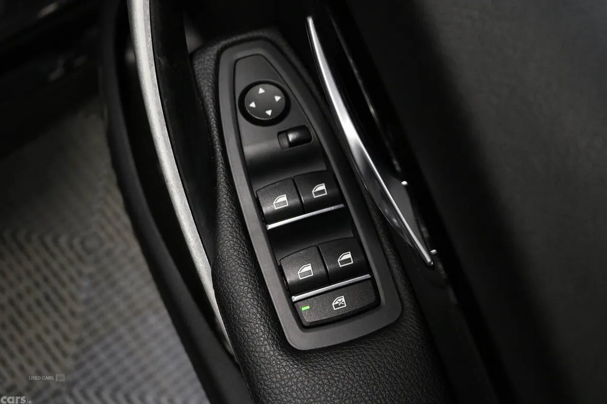 BMW 3-Series Saloon, Diesel, 2017, Black