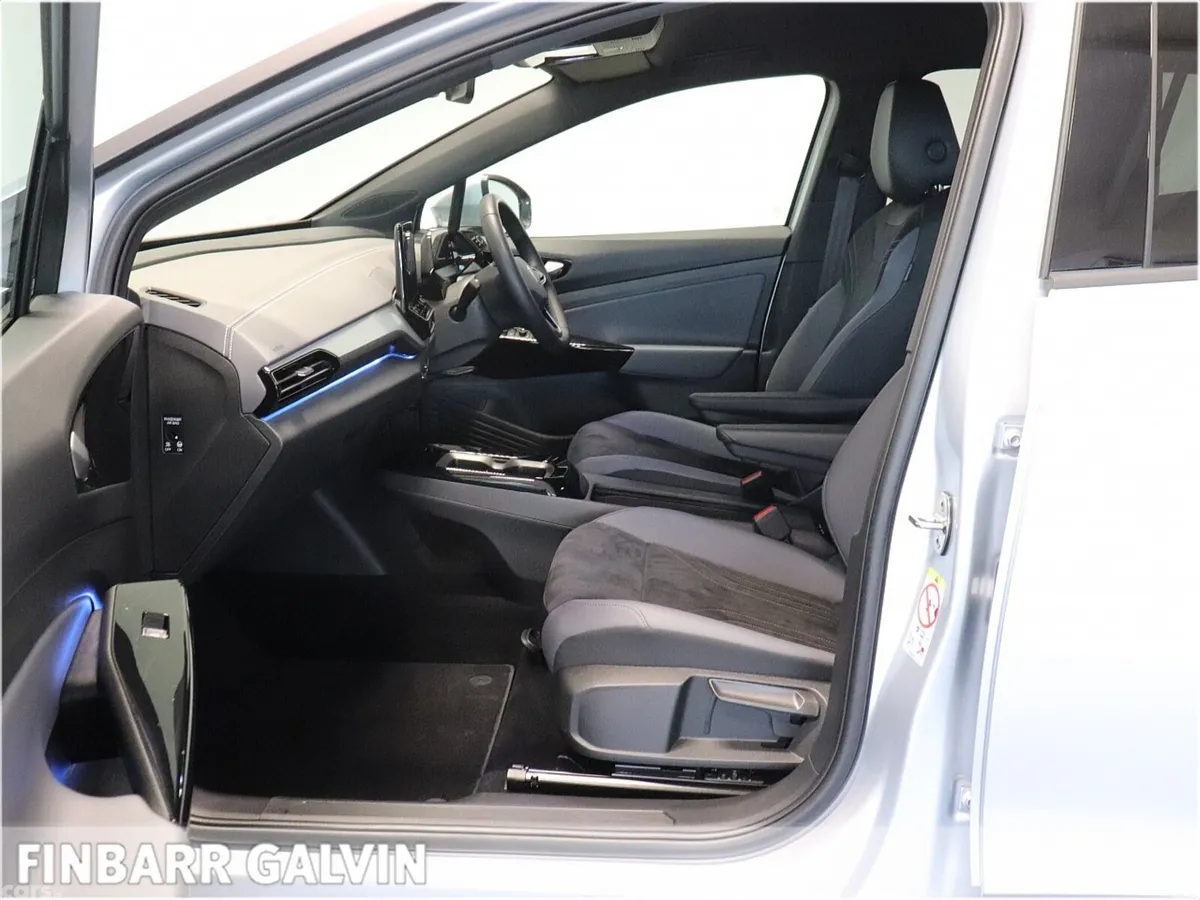 Volkswagen ID.4 Estate, Electric, 2023, Grey