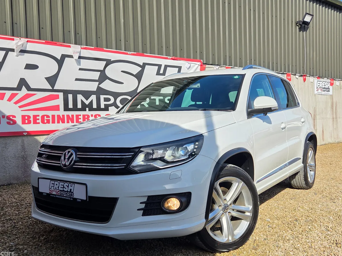 Volkswagen Tiguan SUV, Petrol, 2015, White