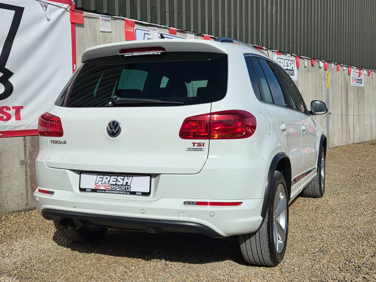 Volkswagen Tiguan SUV, Petrol, 2015, White