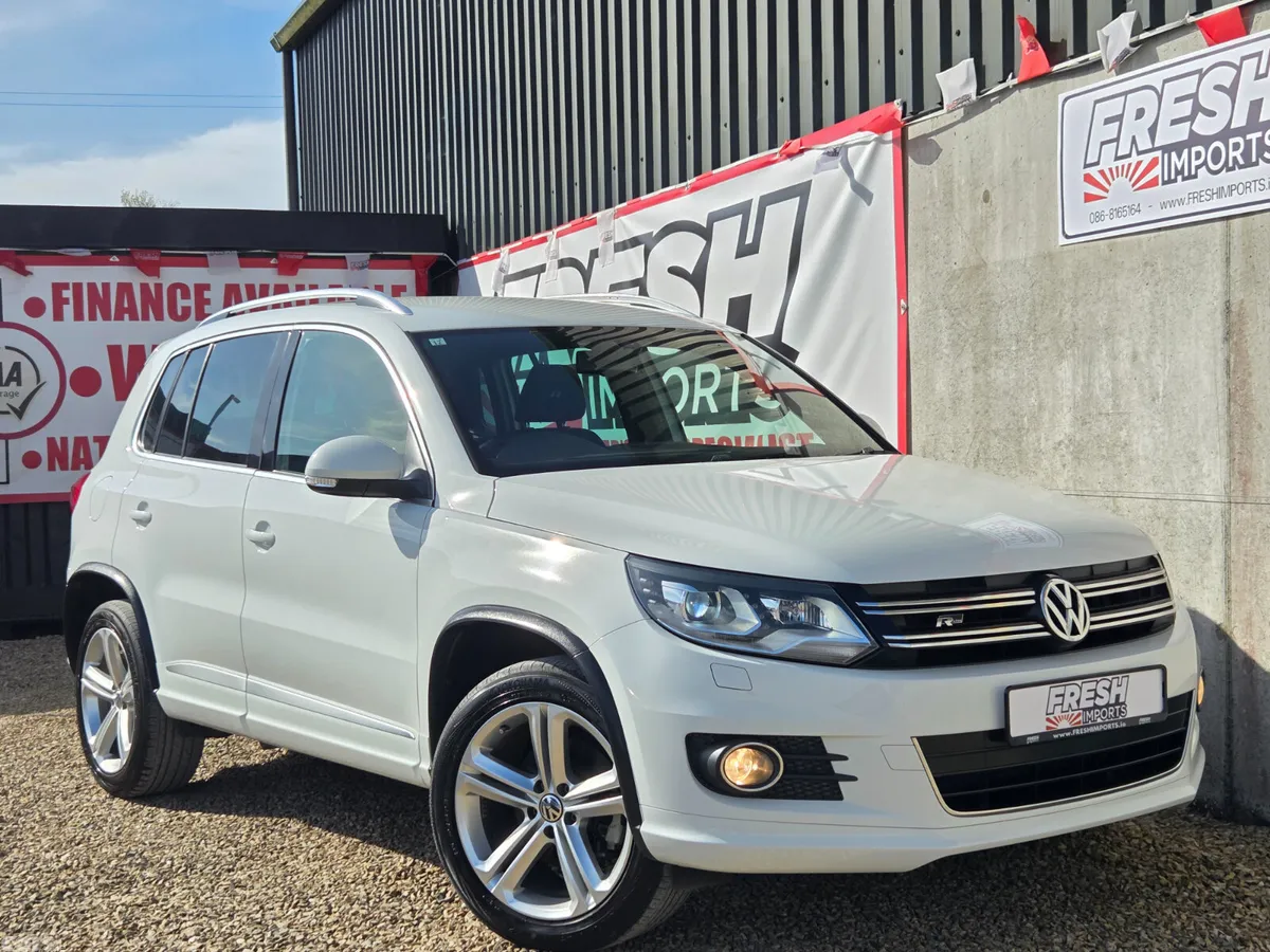 Volkswagen Tiguan SUV, Petrol, 2015, White