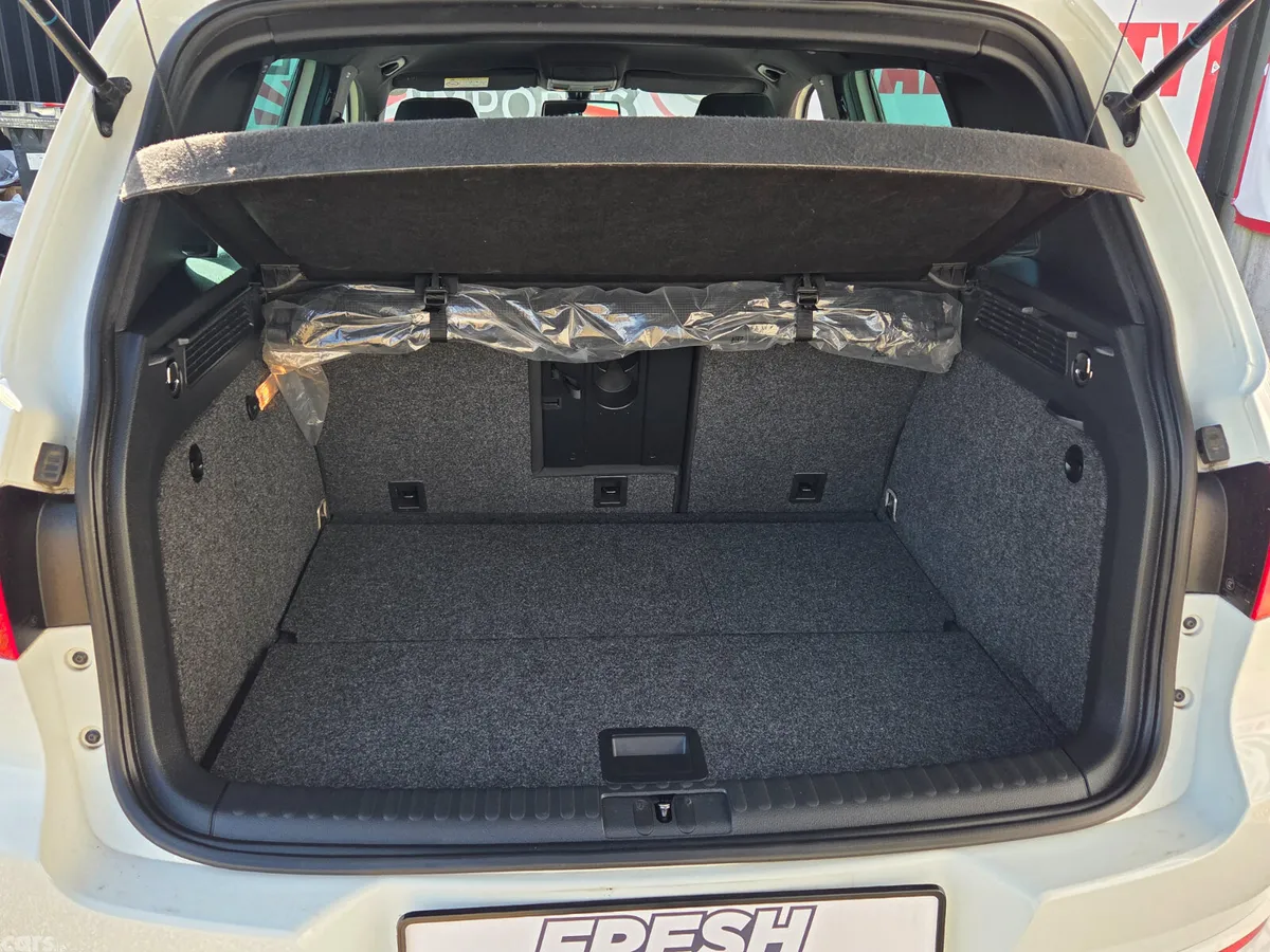 Volkswagen Tiguan SUV, Petrol, 2015, White