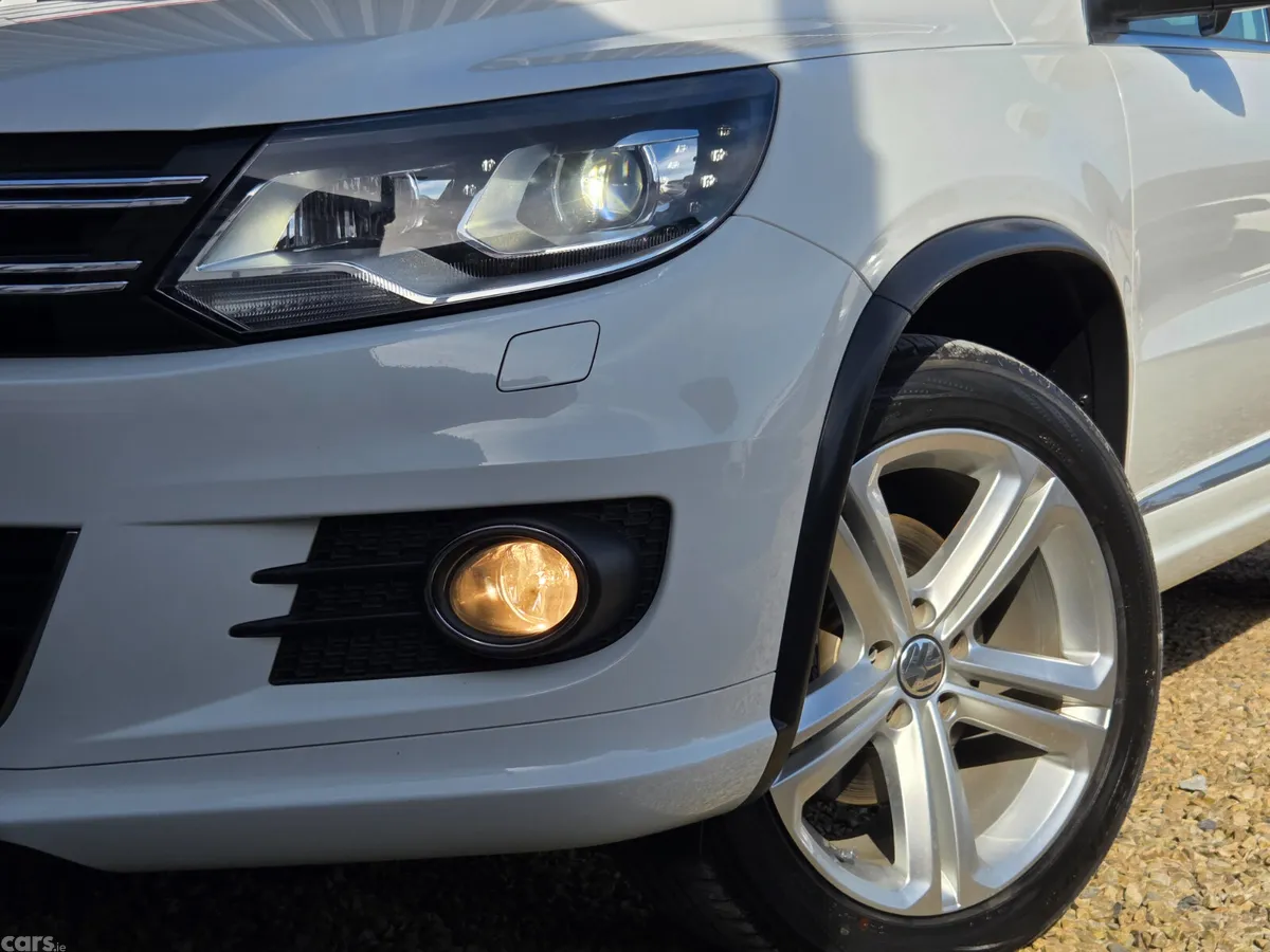 Volkswagen Tiguan SUV, Petrol, 2015, White