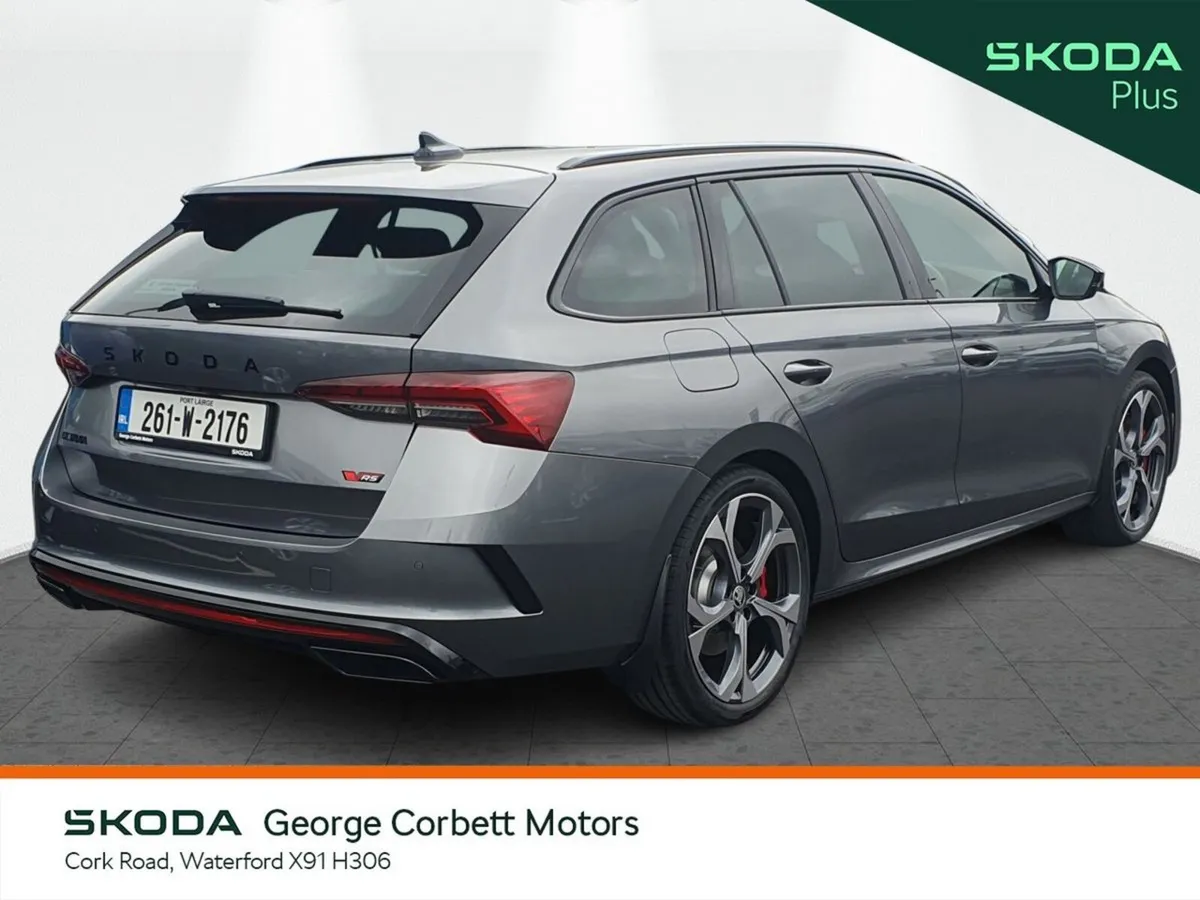 Skoda Octavia Estate, Petrol, 2026, Grey