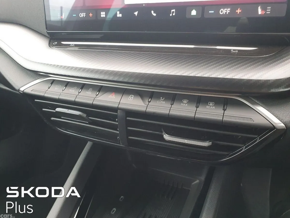 Skoda Octavia Estate, Petrol, 2026, Grey