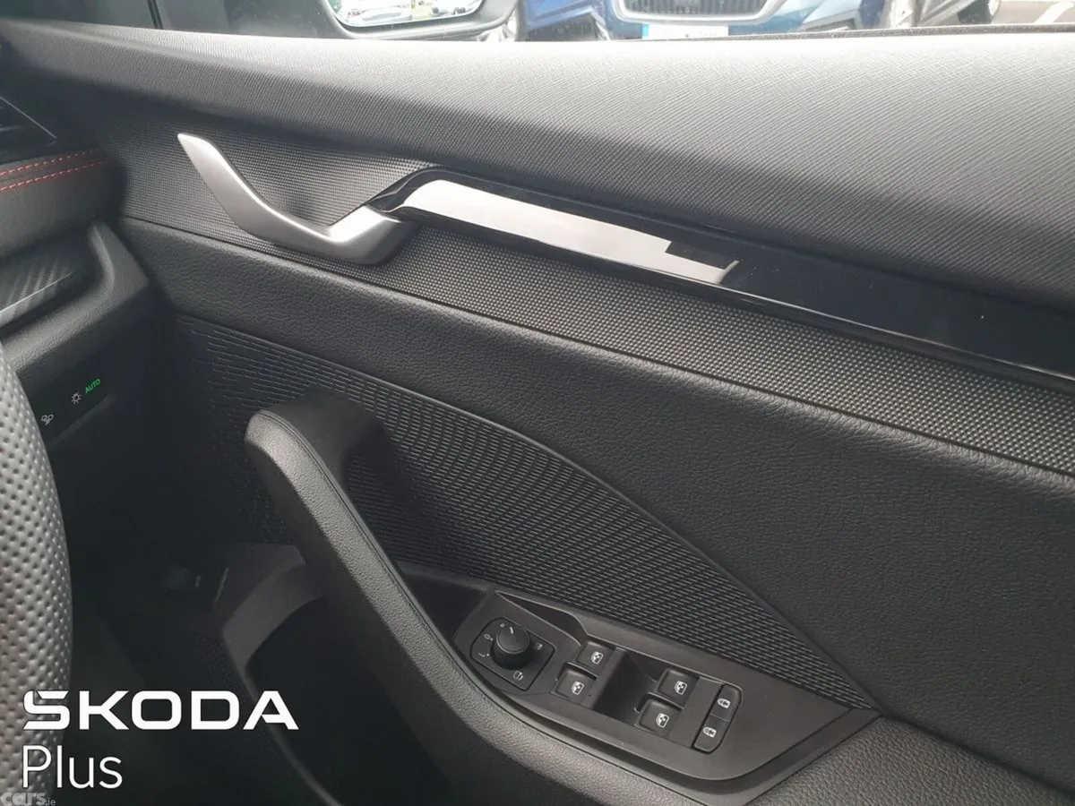 Skoda Octavia Estate, Petrol, 2026, Grey