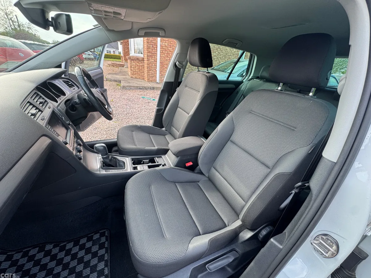 Volkswagen Golf Hatchback, Petrol, 2017, White