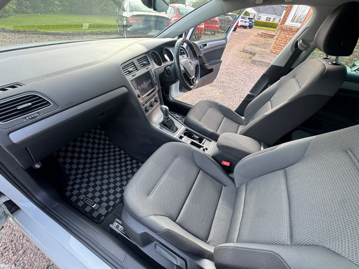 Volkswagen Golf Hatchback, Petrol, 2017, White