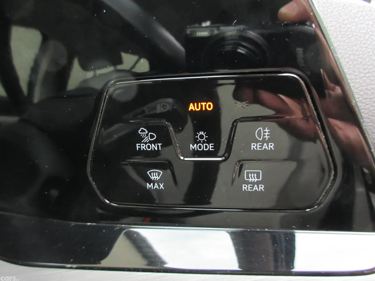 Volkswagen Golf Hatchback, Petrol Hybrid, 2022, Grey