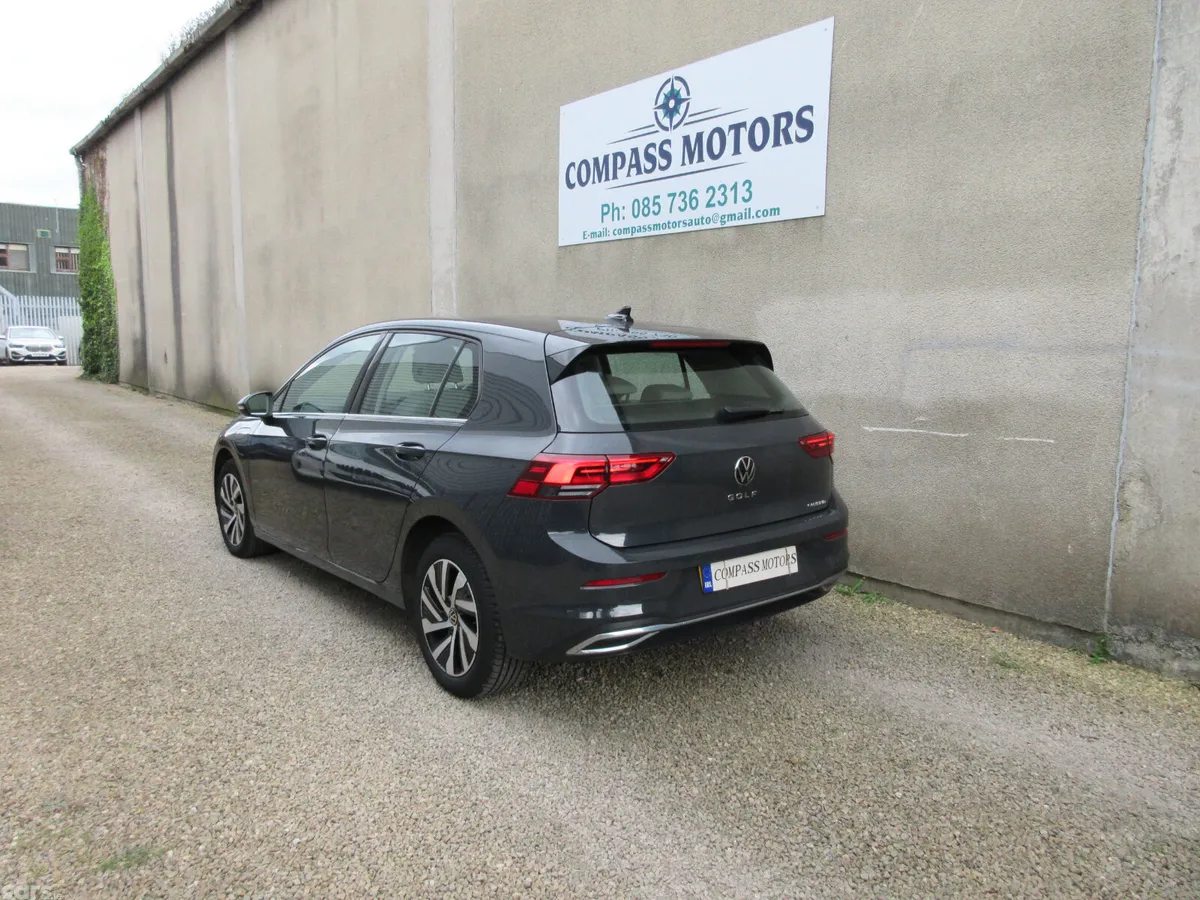 Volkswagen Golf Hatchback, Petrol Hybrid, 2022, Grey