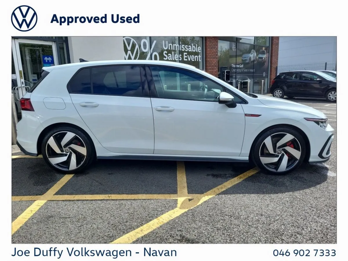Volkswagen Golf Hatchback, Petrol, 2021, White