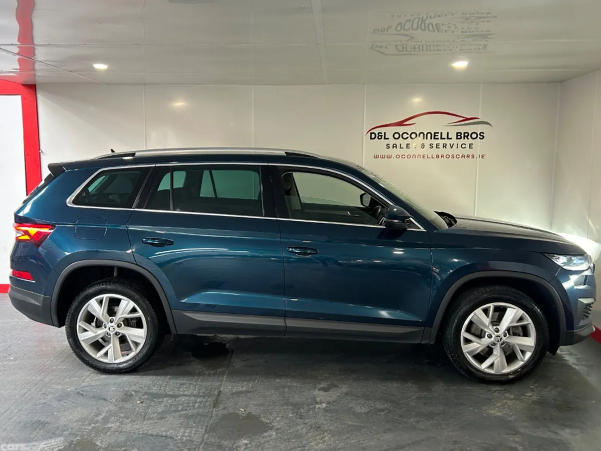 Skoda Kodiaq Estate, Diesel, 2024, Blue
