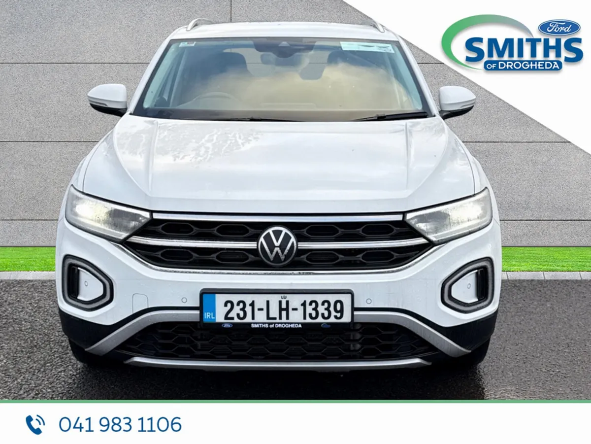 Volkswagen T-Roc Estate, Petrol, 2023, White