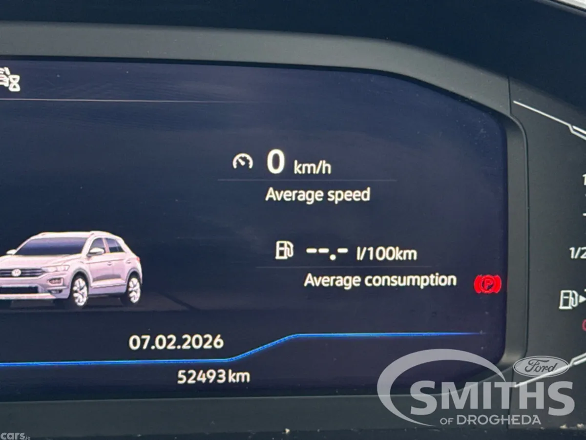 Volkswagen T-Roc Estate, Petrol, 2023, White