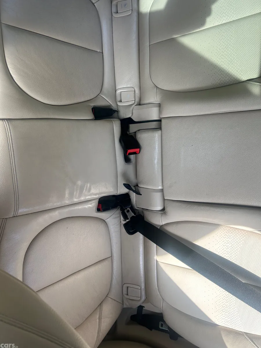 BMW 2-Series Hatchback, Diesel, 2015, Blue