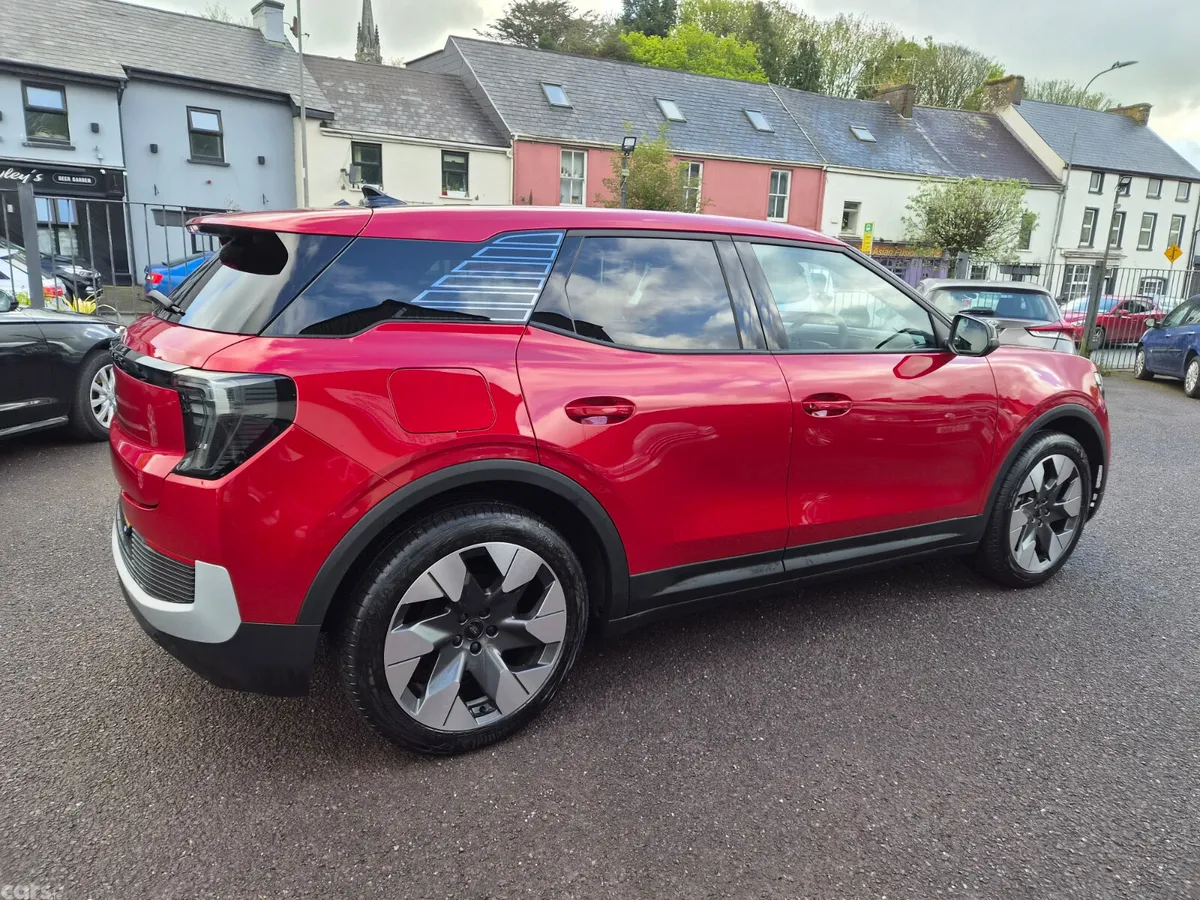 Ford Explorer SUV, Electric, 2025, Red