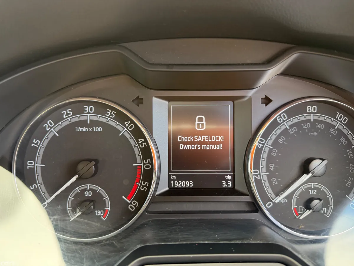 Skoda Octavia Estate, Diesel, 2018, White