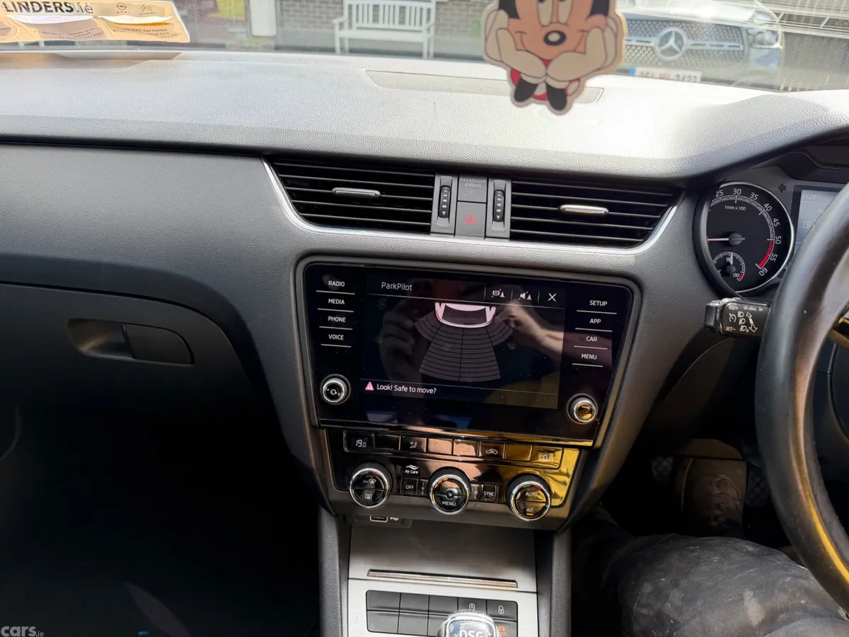 Skoda Octavia Estate, Diesel, 2018, White