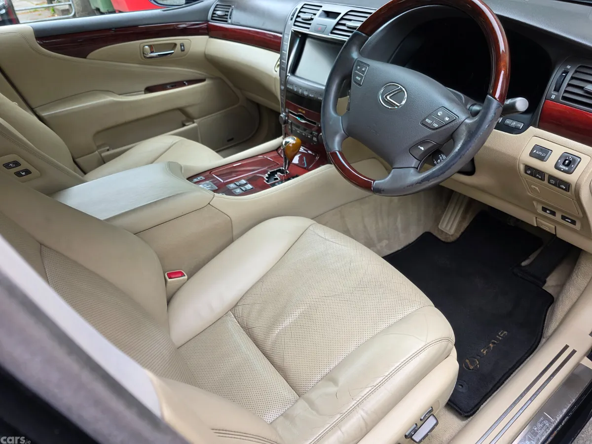 Lexus LS Saloon, Petrol Hybrid, 2008, Blue