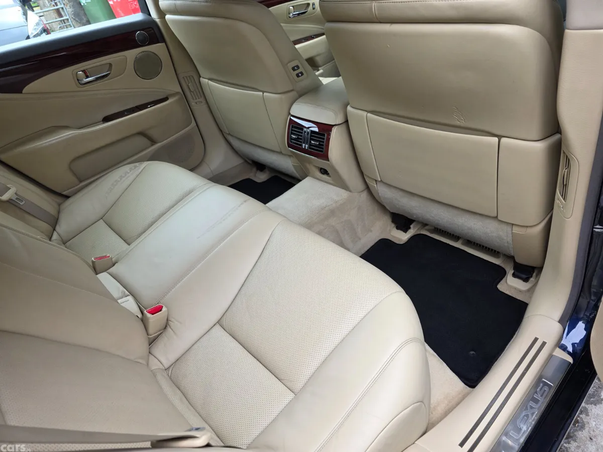 Lexus LS Saloon, Petrol Hybrid, 2008, Blue