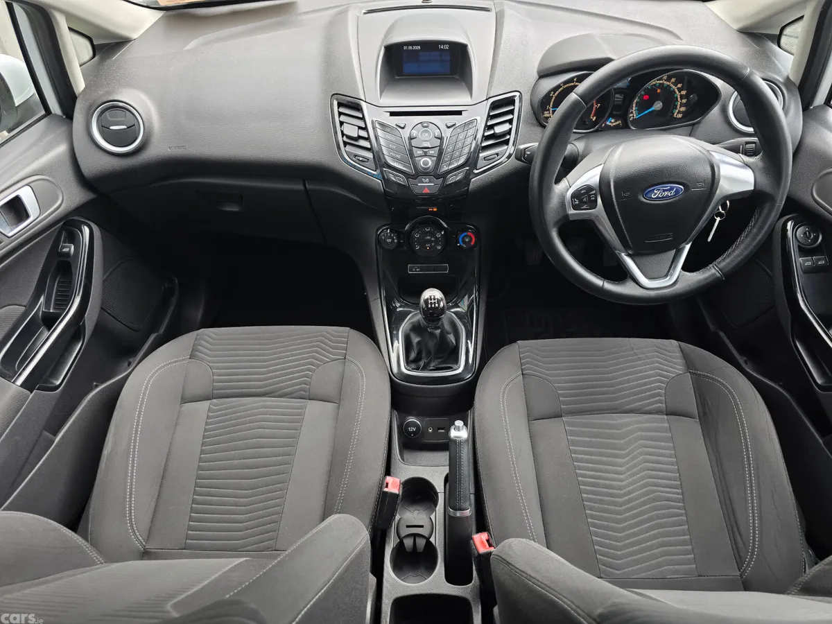 Ford Fiesta Hatchback, Petrol, 2016, White
