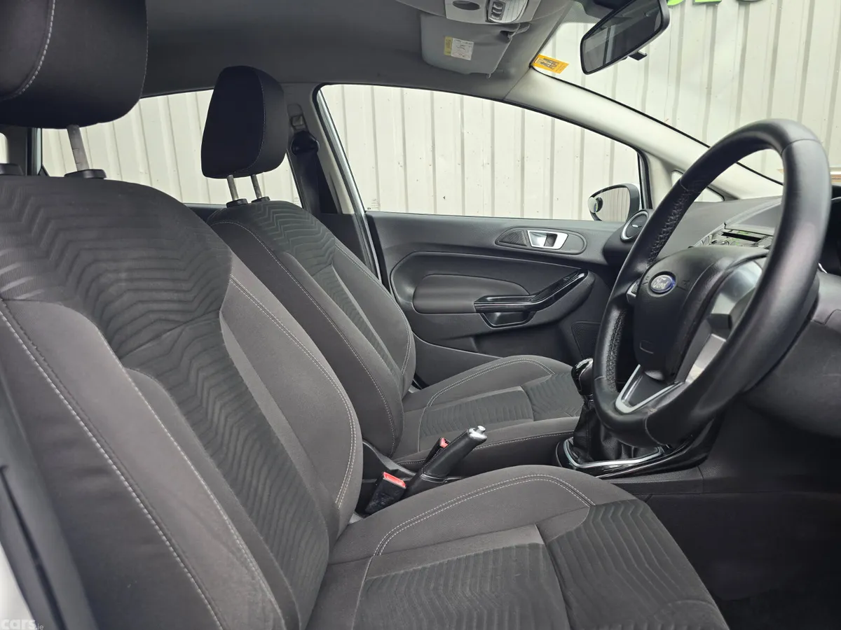 Ford Fiesta Hatchback, Petrol, 2016, White
