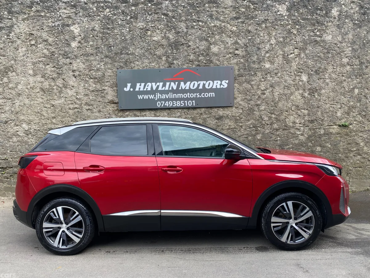 Peugeot 3008 MPV, Diesel, 2023, Red