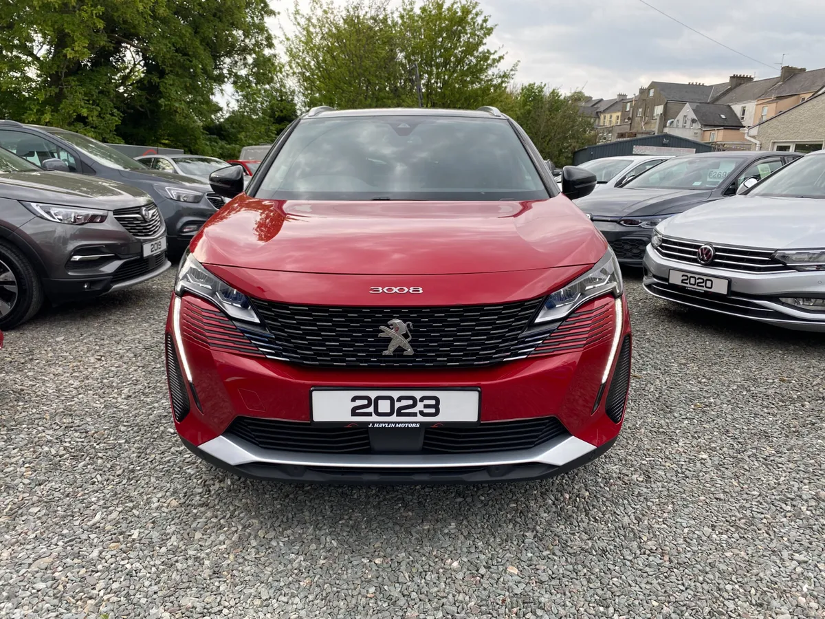 Peugeot 3008 MPV, Diesel, 2023, Red