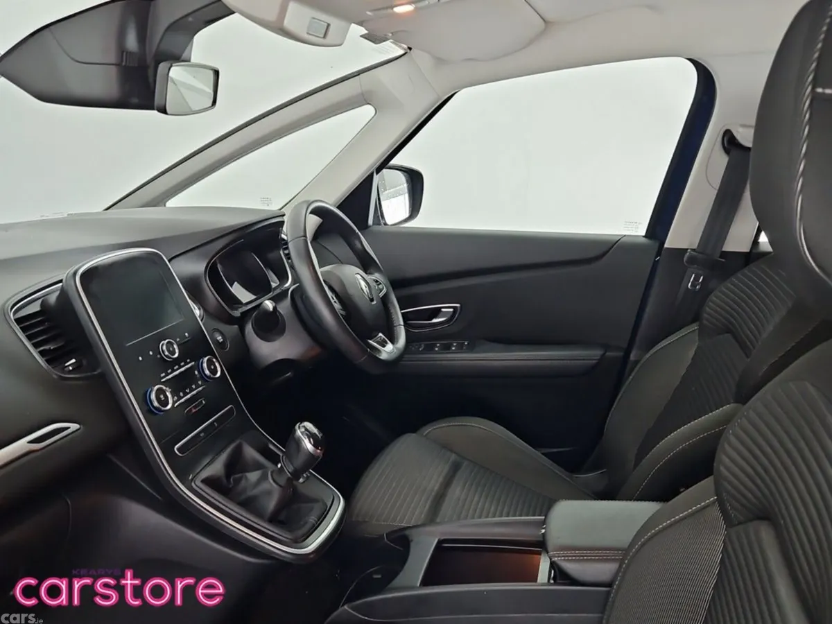 Renault Grand Scenic MPV, Petrol, 2019, Blue
