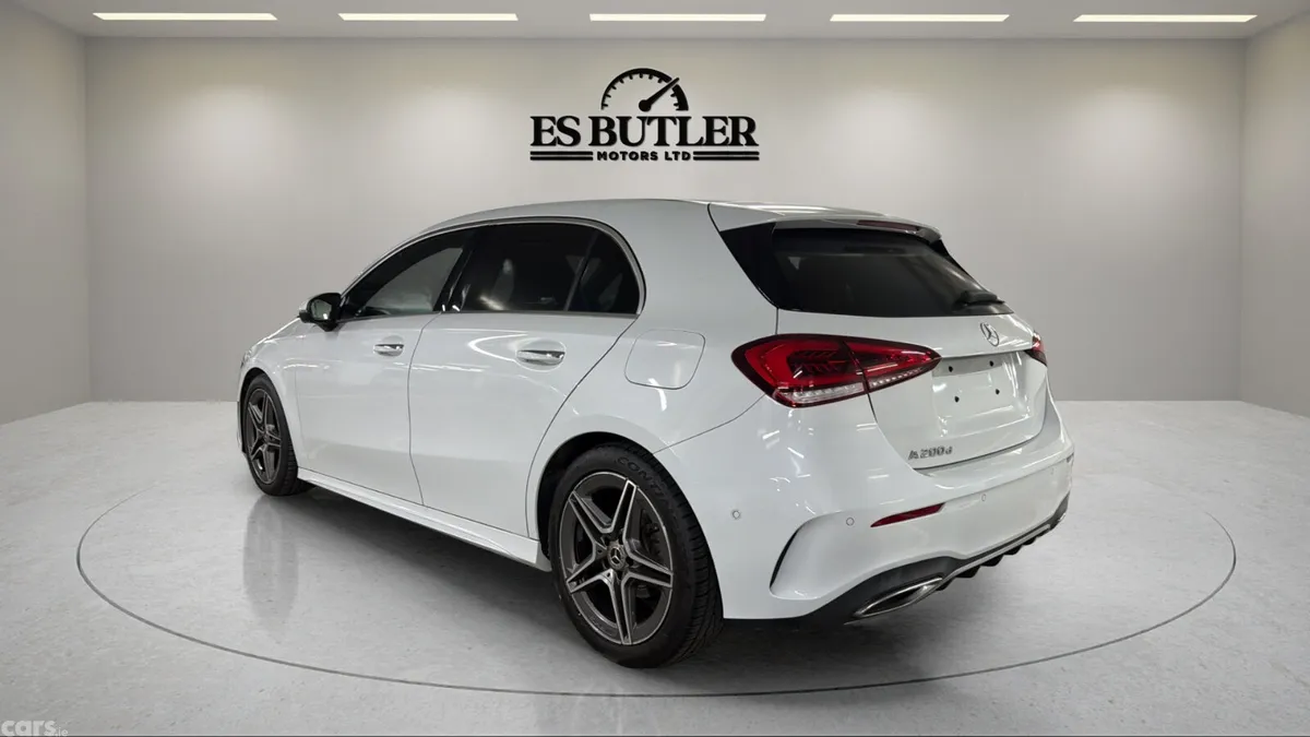 Mercedes-Benz A-Class Hatchback, Diesel, 2019, White