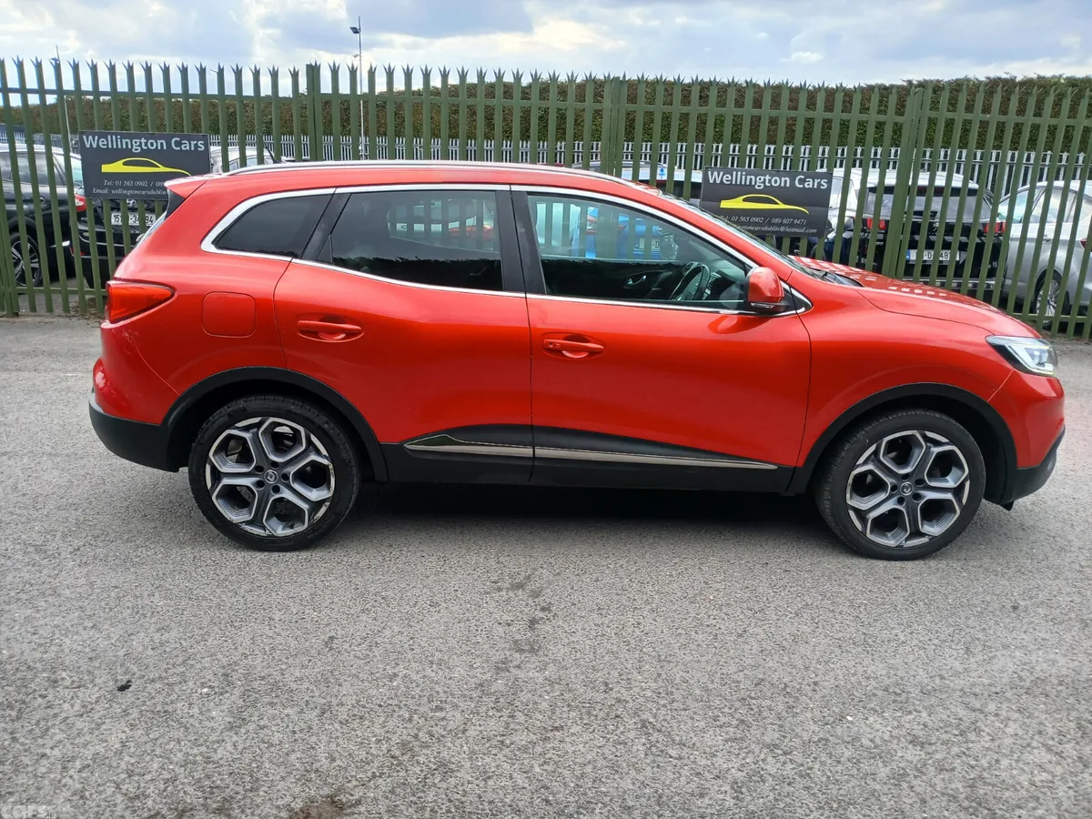 Renault Kadjar SUV, Diesel, 2017, Red