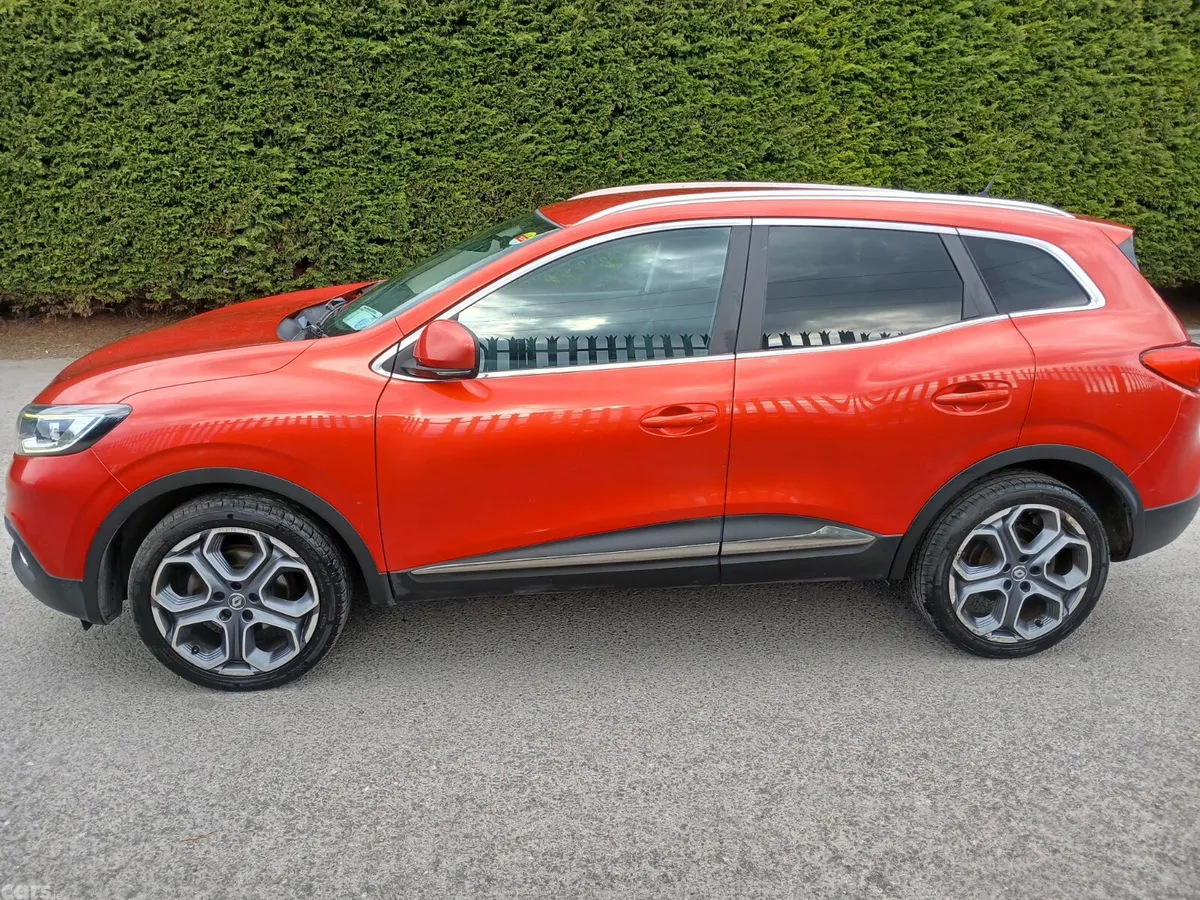 Renault Kadjar SUV, Diesel, 2017, Red