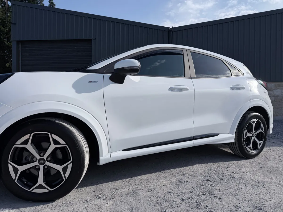 Ford Puma MPV, Petrol, 2025, White