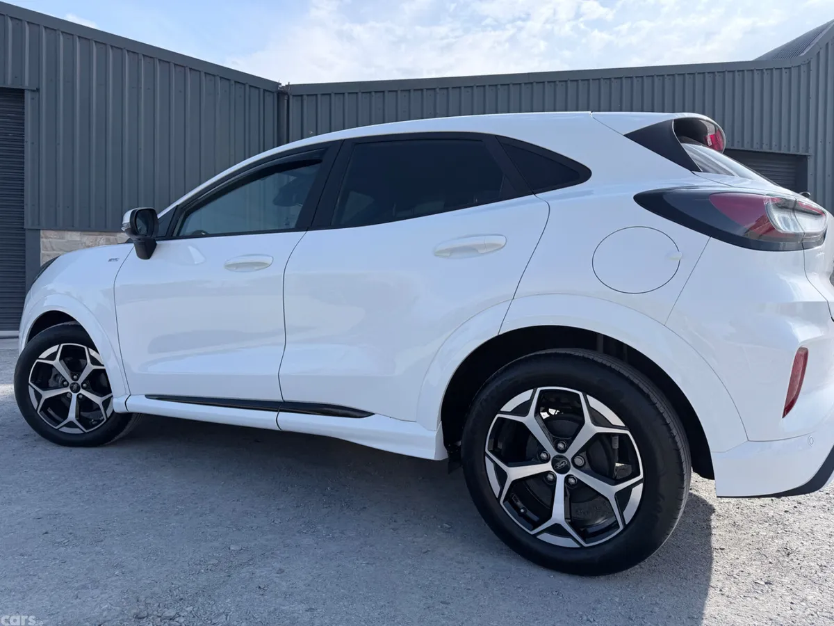 Ford Puma MPV, Petrol, 2025, White