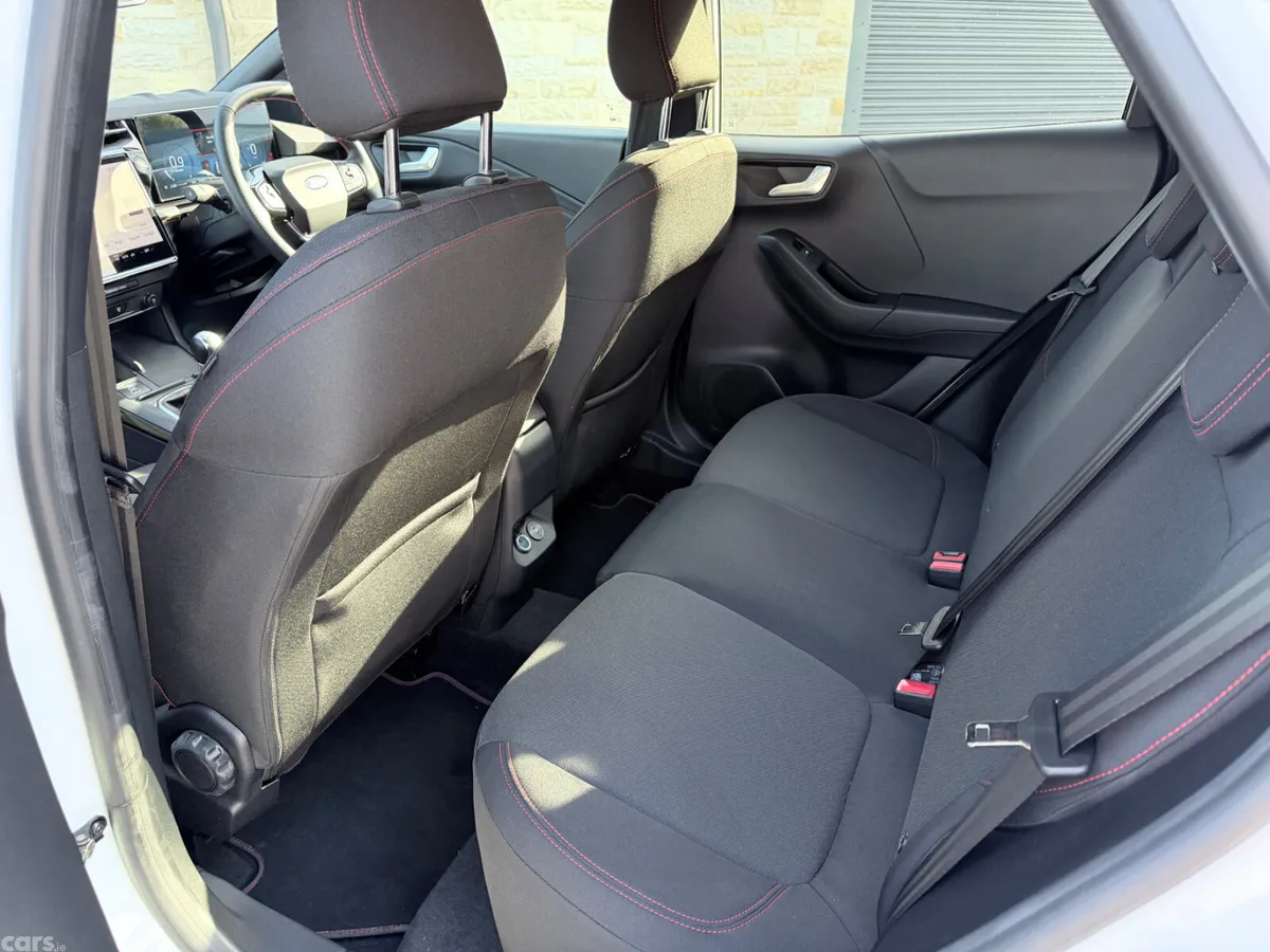 Ford Puma MPV, Petrol, 2025, White