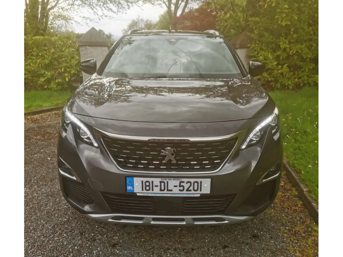 Peugeot 5008 MPV, Diesel, 2018, Black