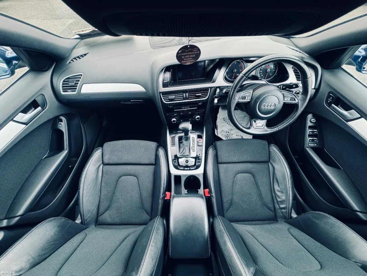 Audi A4 Saloon, Diesel, 2014, Blue