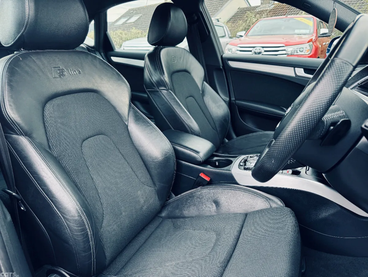 Audi A4 Saloon, Diesel, 2014, Blue
