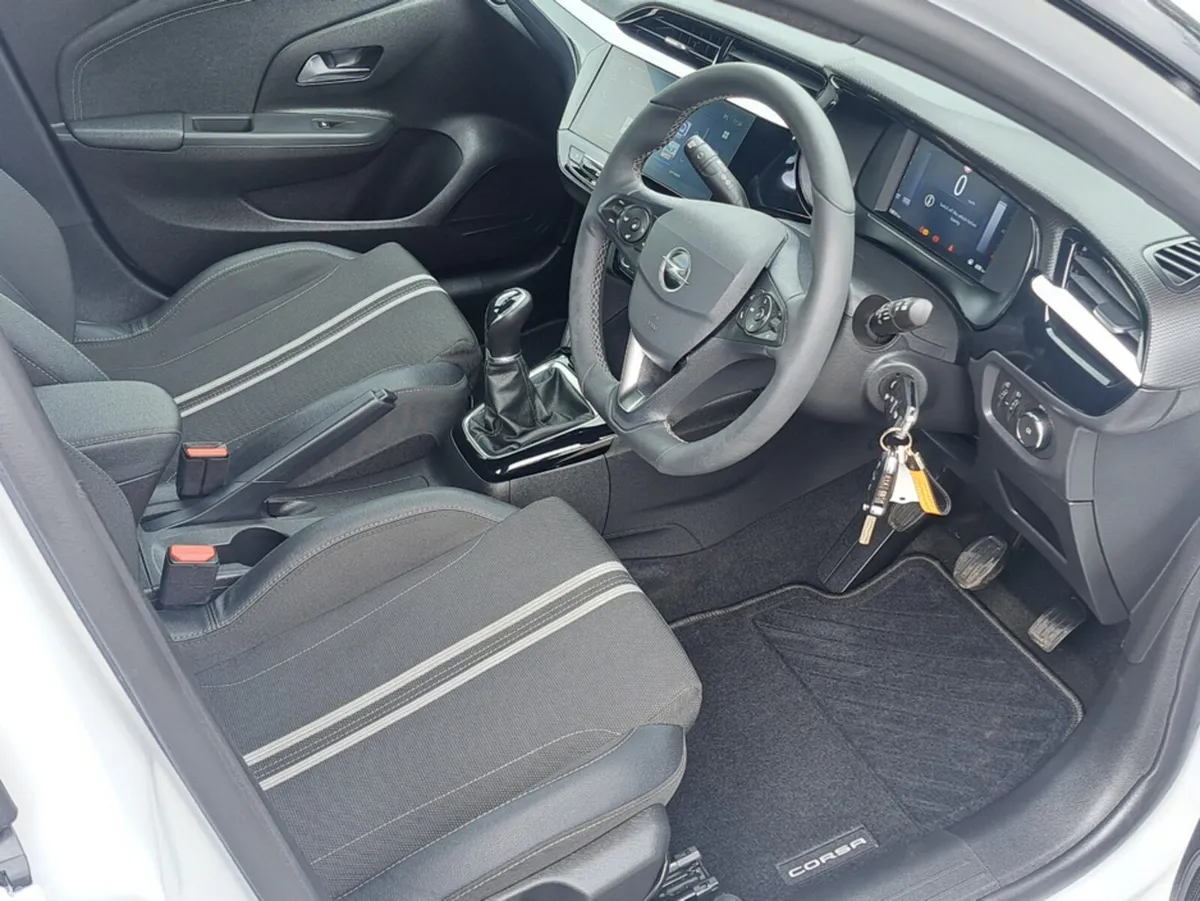 Opel Corsa Hatchback, Petrol, 2025, White
