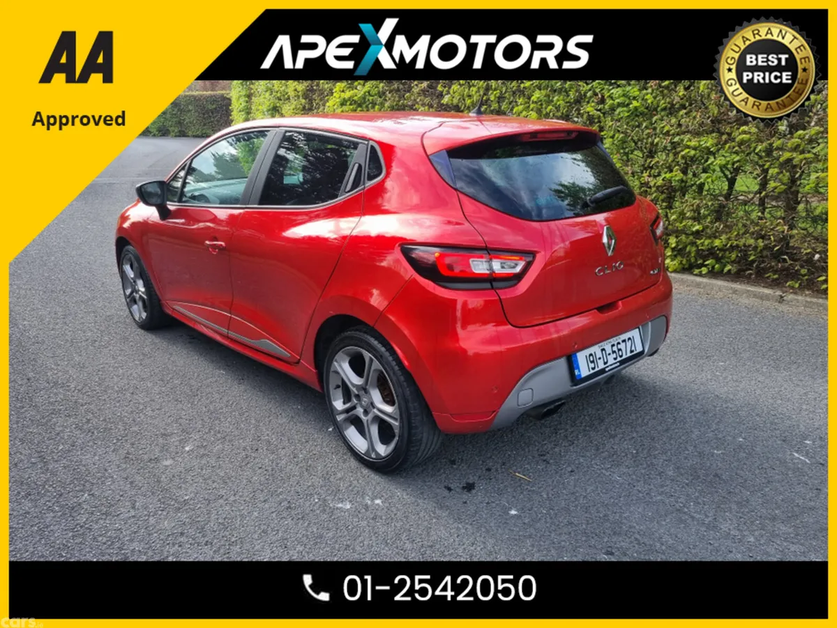 Renault Clio Hatchback, Petrol, 2019, Red