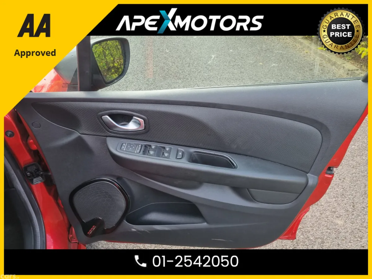 Renault Clio Hatchback, Petrol, 2019, Red